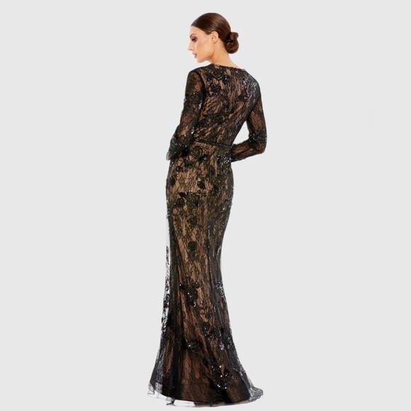 Mac Duggal 79351 NWOT Embellished Long Sleeve Plunge Neck Trumpet Gown - Picture 2 of 6